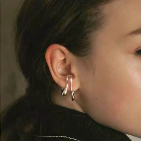Anthropologie Jewelry - Geo cuff earrings N1245